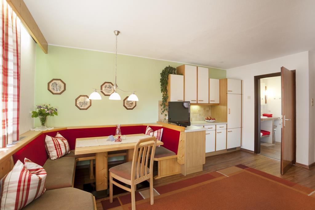 Ferienhaus Sonnenhang Matrei in Osttirol Exterior photo