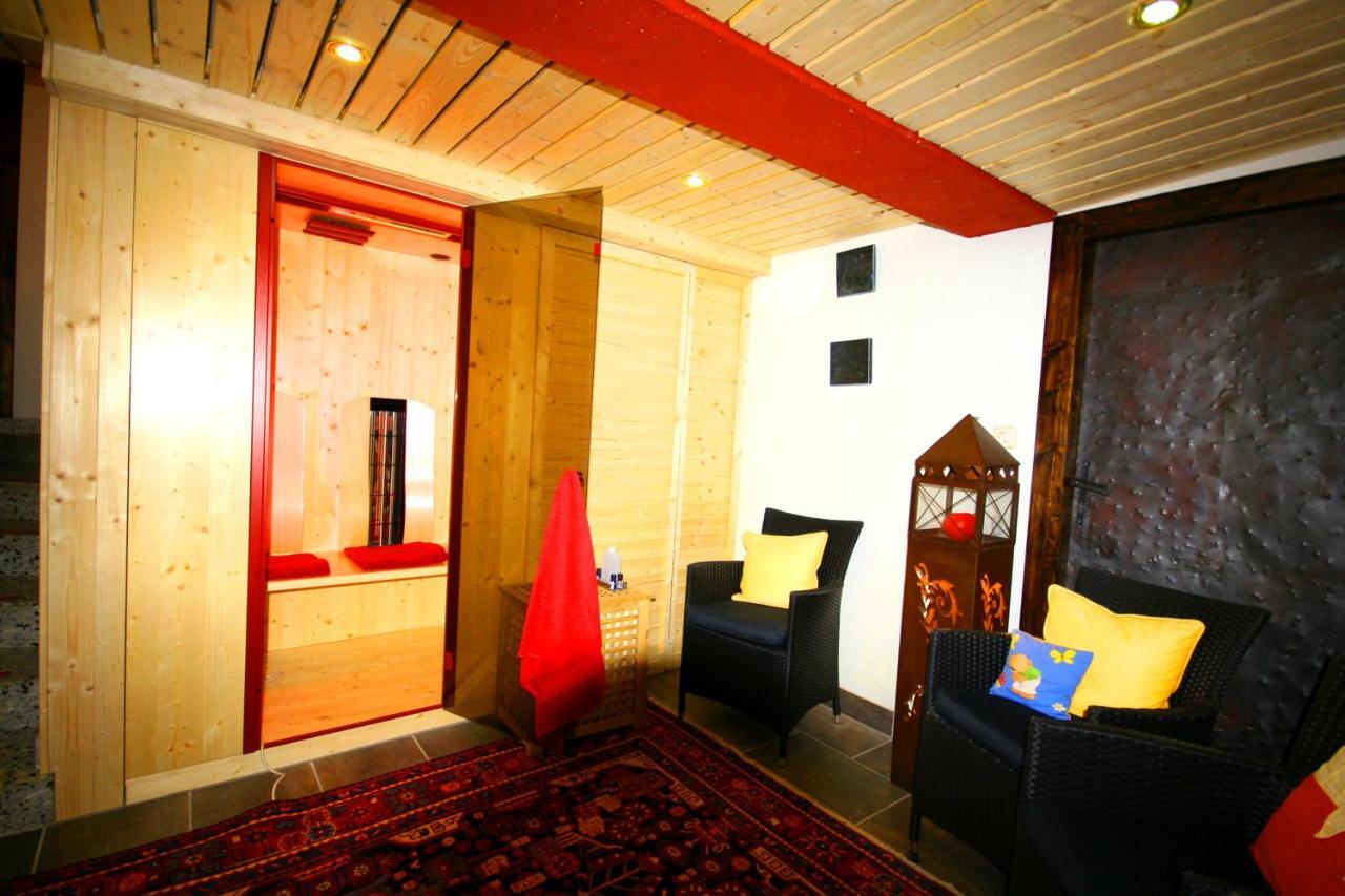 Ferienhaus Sonnenhang Matrei in Osttirol Exterior photo